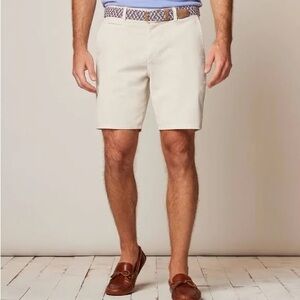 johnnie-O Tan Flat Front Shorts Classic Style